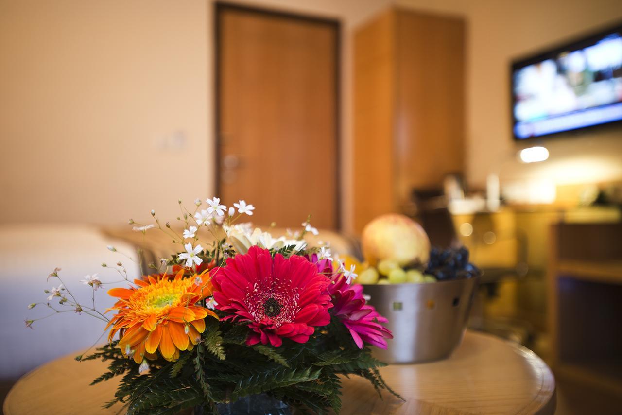 The Manor Bareilly By Leisure Hotels Exterior photo
